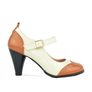 Women's Tan Two Tone Mary Jane Retro Heeled Pump